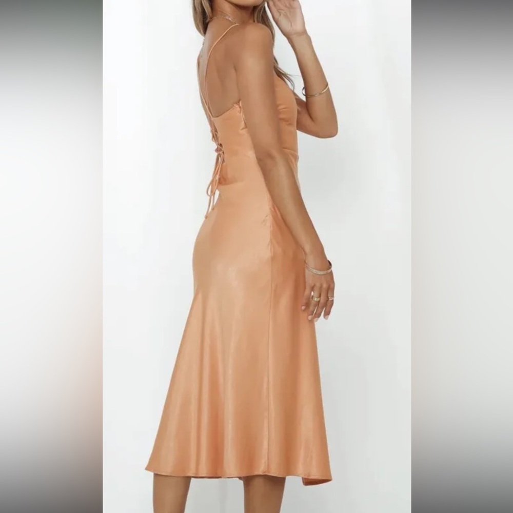 Hello Molly Peach Satin dress, Cowl neck size 4 - Picture 1 of 6